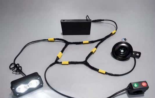 Battery powered baja light with horn