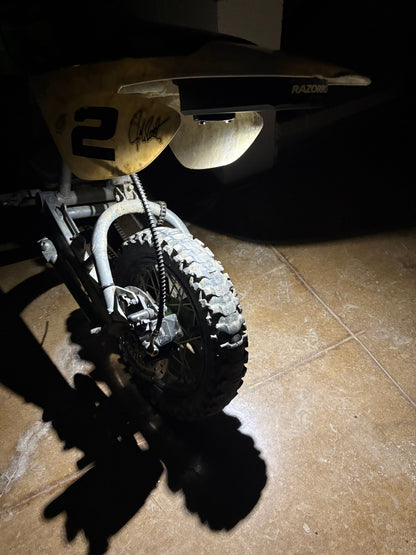 Razor All In one battery powered Rock light kit