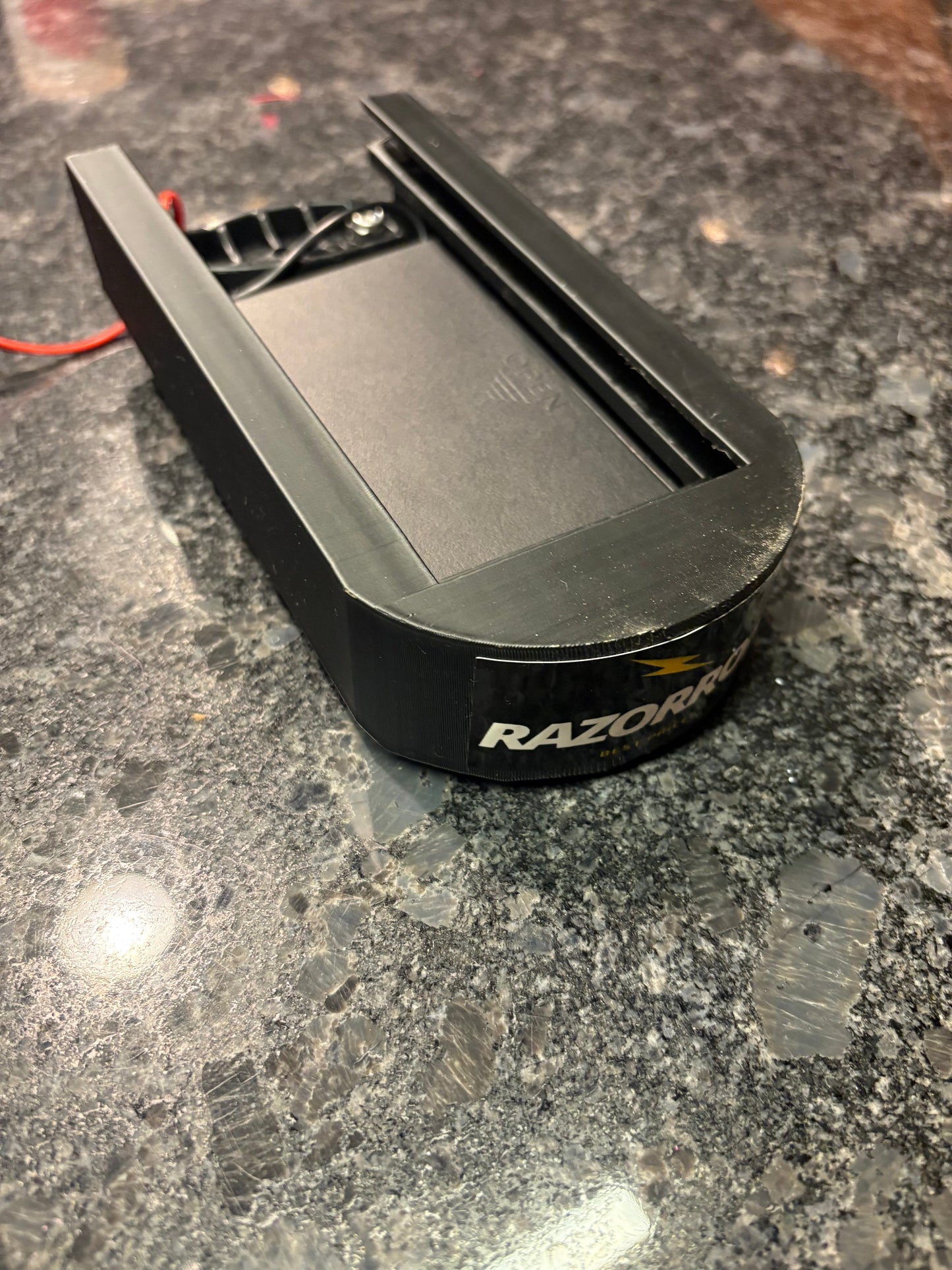 Razor All In one battery powered Rock light kit