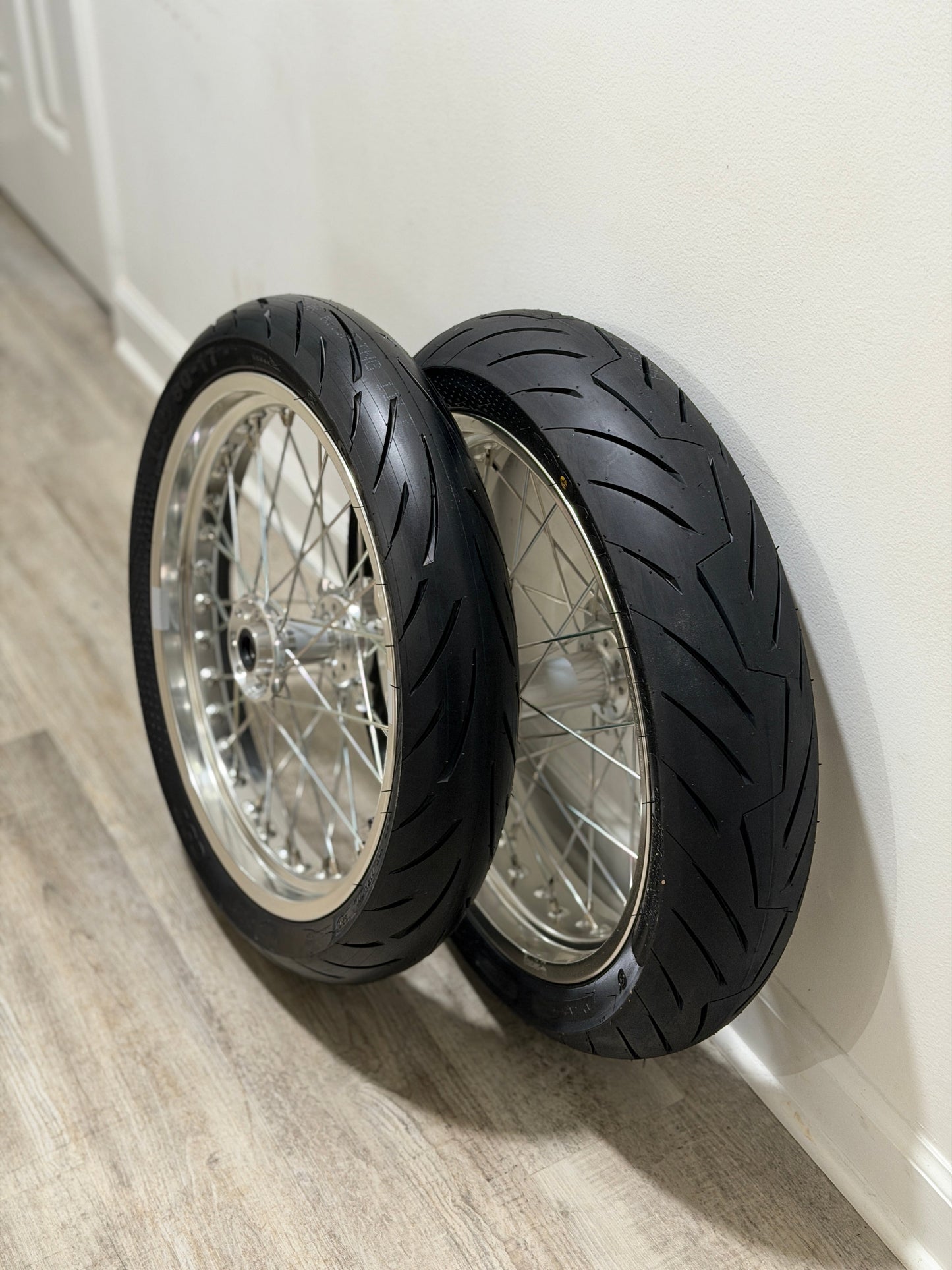 Chrome Ultra bee Supermoto Wheelset