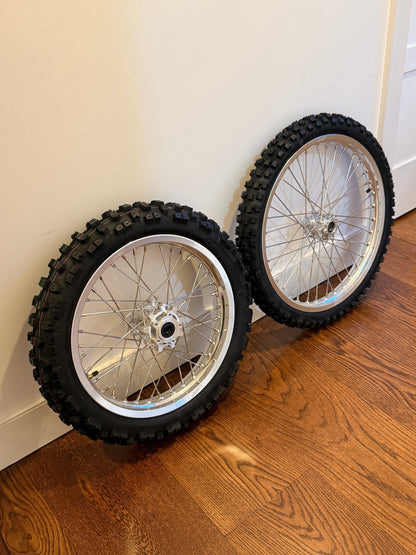 Lumen Racing 16/19 Light Bee/Eride Pro Wheelset With PREINSTALLED Dirt Tires! [CUSTOMIZABLE]